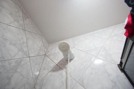 Casa para alugar com 376m², 5 quartos e 4 vagasBanheiro Social
