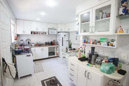 Casa para alugar com 376m², 5 quartos e 4 vagasCozinha