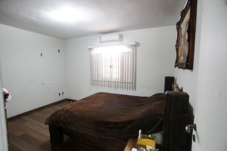 Casa para alugar com 376m², 5 quartos e 4 vagasQuarto Suíte