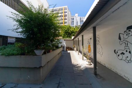 Apartamento à venda com 70m², 1 quarto e 1 vagaÁrea comum