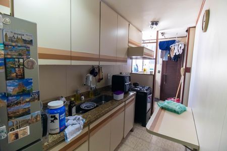 Apartamento à venda com 70m², 1 quarto e 1 vagaCozinha e Área de Serviço
