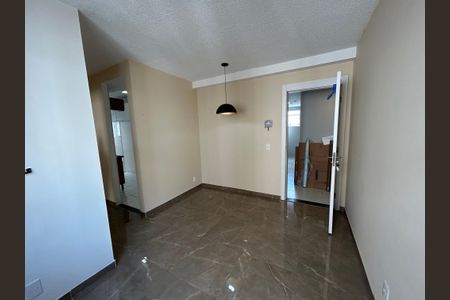Apartamento para alugar com 46m², 2 quartos e sem vagaSala