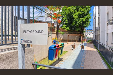 Apartamento para alugar com 46m², 2 quartos e sem vagaÁrea comum - Playground