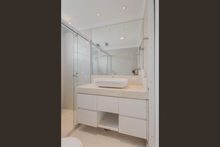 Apartamento à venda com 110m², 3 quartos e 1 vagaBanheiro da Suíte 1