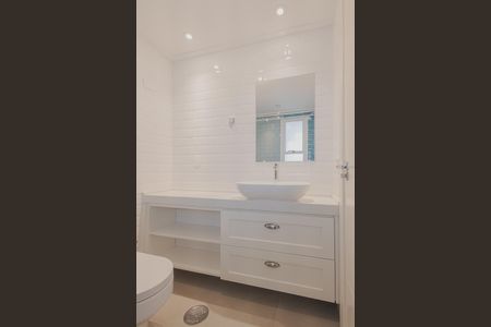 Apartamento à venda com 110m², 3 quartos e 1 vagaBanheiro da Suíte 2