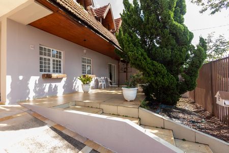 Casa para alugar com 320m², 3 quartos e 3 vagas