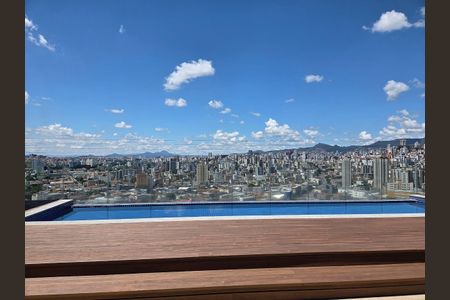 Apartamento à venda com 25m², 1 quarto e 1 vaga Apartamento à venda com 25m², 1 quarto e 1 vagaÁrea comum