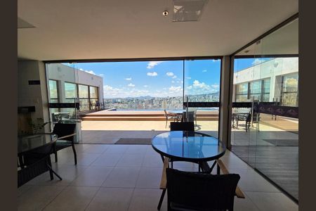 Apartamento à venda com 25m², 1 quarto e 1 vaga Apartamento à venda com 25m², 1 quarto e 1 vagaÁrea comum