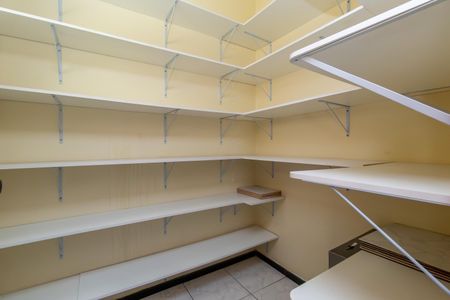 Apartamento para alugar com 90m², 3 quartos e 2 vagas Apartamento para alugar com 90m², 3 quartos e 2 vagasDispensa