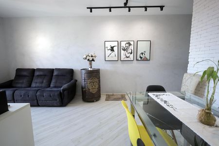 Apartamento à venda com 67m², 3 quartos e 1 vagaSala