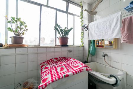 Apartamento à venda com 42m², 1 quarto e sem vagaÁrea de Serviço