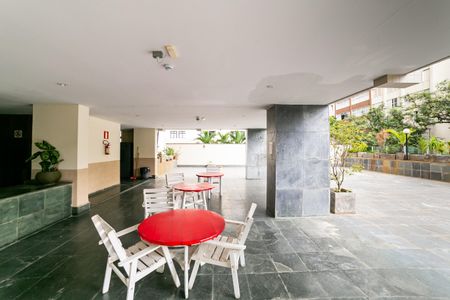 Apartamento à venda com 42m², 1 quarto e sem vagaÁrea comum - Salão de festas