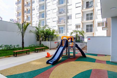 Apartamento para alugar com 28m², 1 quarto e sem vaga Apartamento para alugar com 28m², 1 quarto e sem vagaÁrea comum - Playground