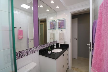 Apartamento à venda com 132m², 3 quartos e 4 vagasBanheiro