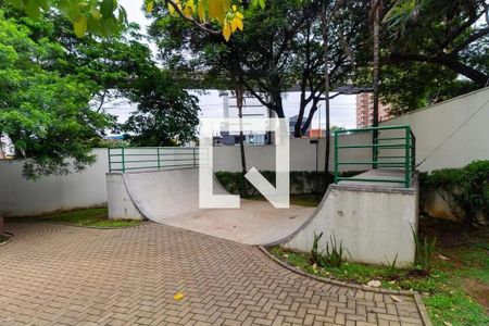 Apartamento à venda com 132m², 3 quartos e 4 vagas Apartamento à venda com 132m², 3 quartos e 4 vagasPista Skate