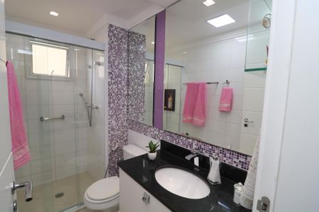 Apartamento à venda com 132m², 3 quartos e 4 vagasBanheiro