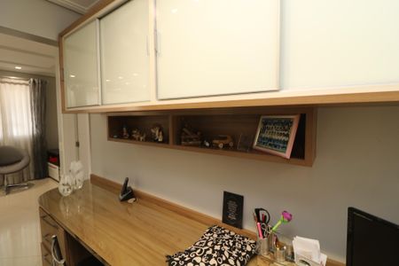 Apartamento à venda com 132m², 3 quartos e 4 vagasEscritório