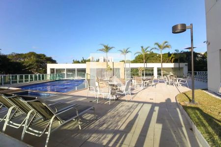 Apartamento à venda com 132m², 3 quartos e 4 vagas Apartamento à venda com 132m², 3 quartos e 4 vagasÁrea comum - Piscina