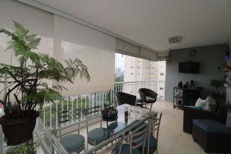 Apartamento à venda com 132m², 3 quartos e 4 vagasÁrea gourmet