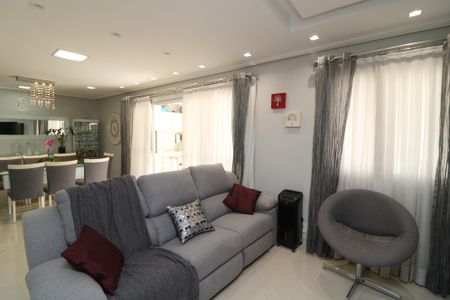 Apartamento à venda com 132m², 3 quartos e 4 vagasSala