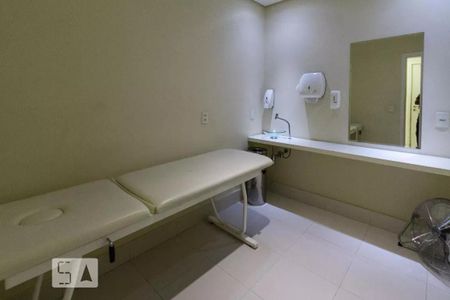 Apartamento à venda com 132m², 3 quartos e 4 vagas Apartamento à venda com 132m², 3 quartos e 4 vagasSpa