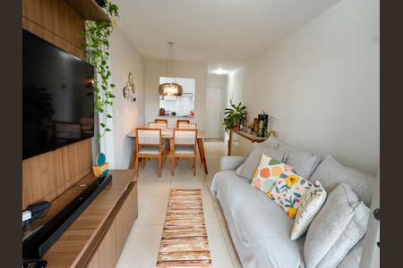 Sala de apartamento à venda com 2 quartos, 57m² em João Pinheiro, Belo Horizonte