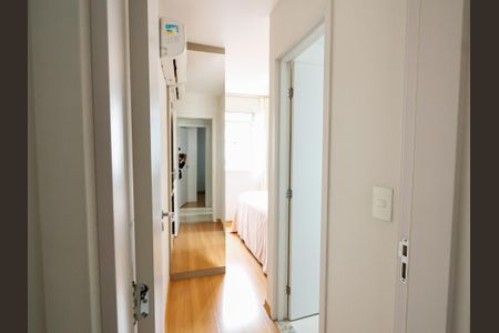 Quarto Suíte de apartamento à venda com 2 quartos, 57m² em João Pinheiro, Belo Horizonte