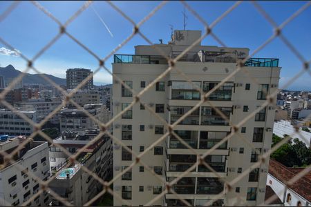 Apartamento à venda com 180m², 4 quartos e 2 vagas Apartamento à venda com 180m², 4 quartos e 2 vagasSala