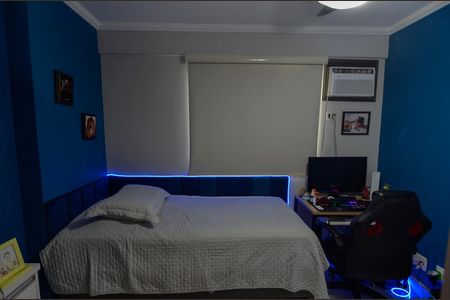 Apartamento à venda com 180m², 4 quartos e 2 vagas Apartamento à venda com 180m², 4 quartos e 2 vagasQuarto 1