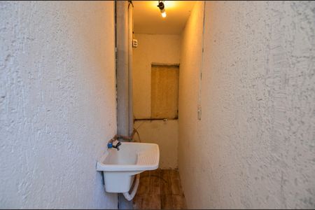 Casa para alugar com 55m², 2 quartos e sem vaga Casa para alugar com 55m², 2 quartos e sem vagaÁrea de Serviço