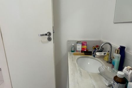 Apartamento para alugar com 96m², 3 quartos e 1 vaga Apartamento para alugar com 96m², 3 quartos e 1 vagaBanheiro 2