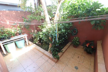 Casa à venda com 138m², 3 quartos e 1 vagaÁrea de Serviço