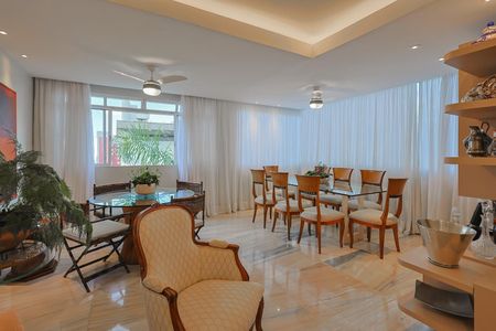 Apartamento à venda com 4 quartos, 147m² em Santo Antônio, Belo Horizonte