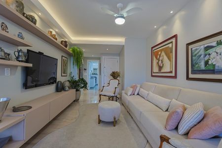 Apartamento à venda com 4 quartos, 147m² em Santo Antônio, Belo Horizonte