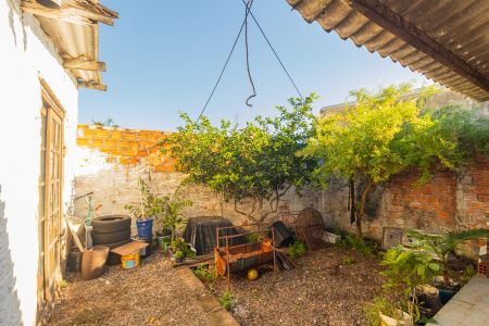 Casa para alugar com 240m², 4 quartos e 2 vagasQuintal