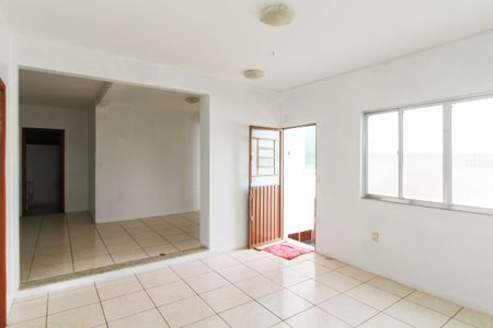 Casa para alugar com 100m², 2 quartos e 1 vagaSala
