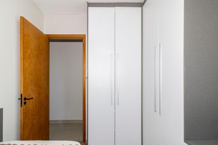 Apartamento à venda com 98m², 3 quartos e 2 vagas Apartamento à venda com 98m², 3 quartos e 2 vagasQuarto 2
