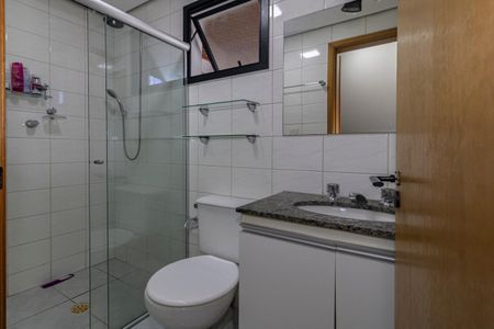 Apartamento à venda com 98m², 3 quartos e 2 vagas Apartamento à venda com 98m², 3 quartos e 2 vagasBanheiro da Suíte