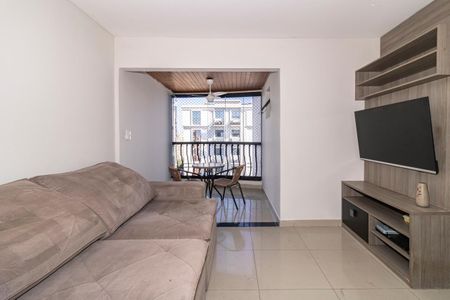 Apartamento à venda com 98m², 3 quartos e 2 vagas Apartamento à venda com 98m², 3 quartos e 2 vagasSala