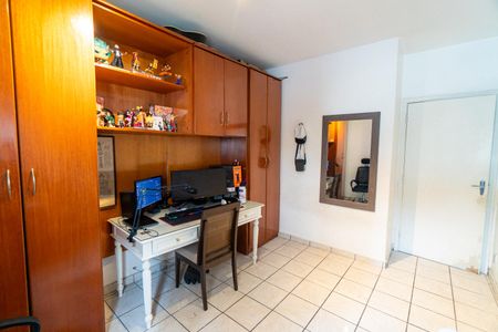 Casa à venda com 217m², 3 quartos e 3 vagasQuarto 2