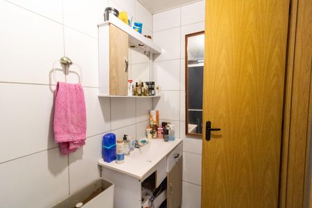 Apartamento para alugar com 45m², 2 quartos e sem vagaBanheiro