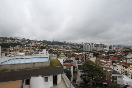 Apartamento à venda com 288m², 4 quartos e 2 vagasVista