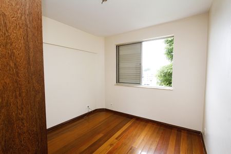 Apartamento à venda com 288m², 4 quartos e 2 vagasQuarto 2
