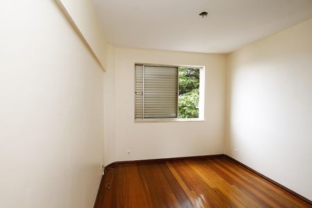 Apartamento à venda com 288m², 4 quartos e 2 vagasQuarto 1