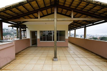 Apartamento à venda com 288m², 4 quartos e 2 vagasCobertura