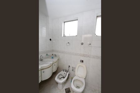 Apartamento à venda com 288m², 4 quartos e 2 vagasBanheiro da Suíte