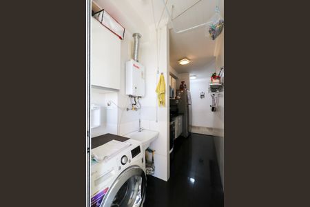 Apartamento à venda com 83m², 3 quartos e 2 vagas Apartamento à venda com 83m², 3 quartos e 2 vagasÁrea de Serviço