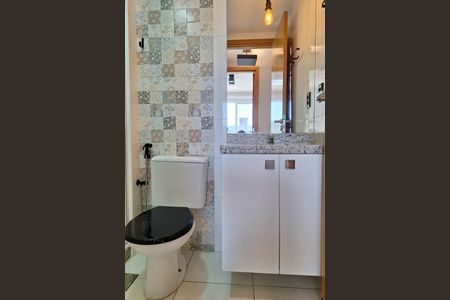 Apartamento à venda com 61m², 2 quartos e 1 vagaBanheiro Social