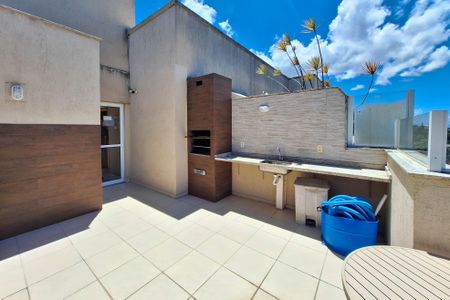 Apartamento à venda com 61m², 2 quartos e 1 vagaÁrea comum