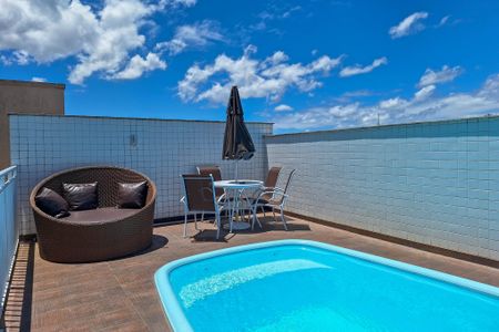 Apartamento à venda com 61m², 2 quartos e 1 vagaÁrea comum